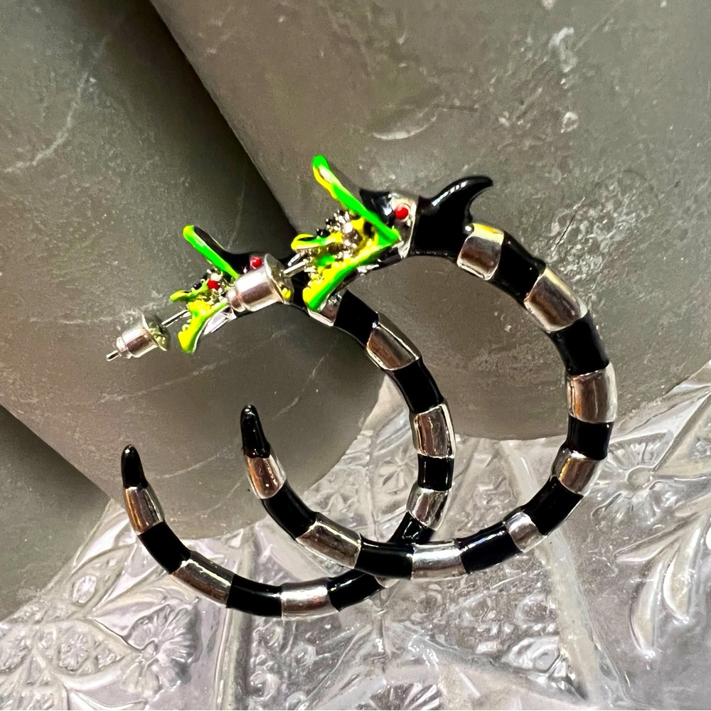 Sandworm beetlejuice earrings